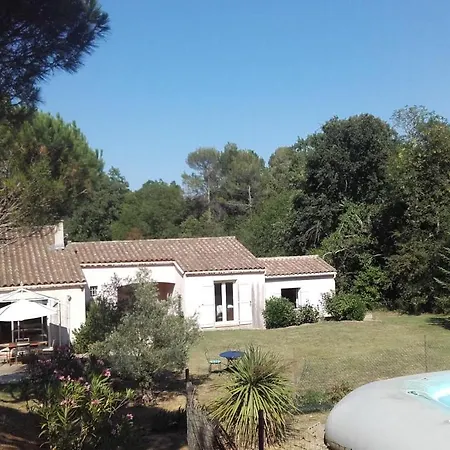 Chez Yvette , C'est Chouette!!