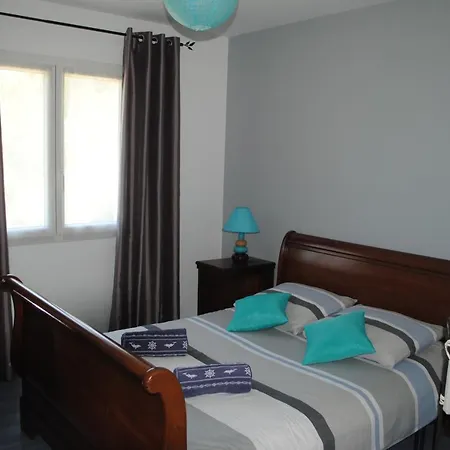 Chez Yvette , C'est Chouette!! *