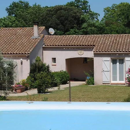 Chez Yvette , C'est Chouette!! Frühstückspension