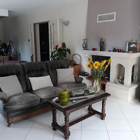 Chez Yvette , C'est Chouette!! Frühstückspension *