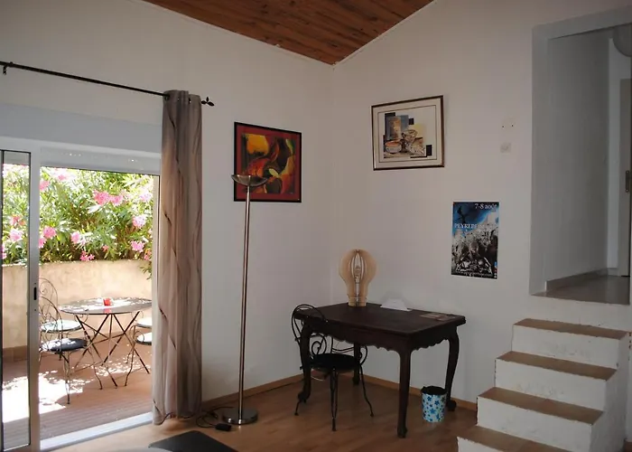 Chez Yvette , C'est Chouette!! Bed & Breakfast Carcassonne